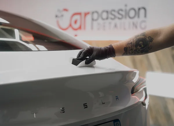 traitement carrosserie tesla à Breuil‑le‑Vert près de Beauvais dans l'Oise 60