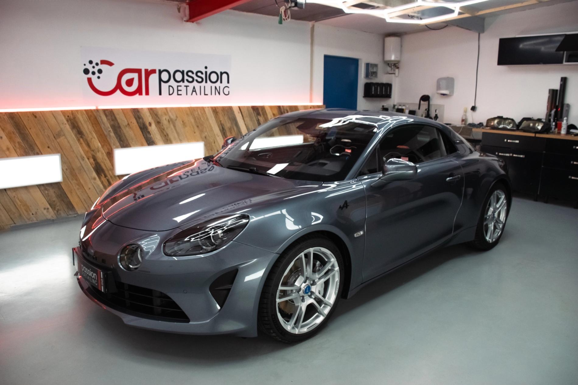 Pourquoi appliquer un traitement c&eacute;ramique sur une voiture neuve ?